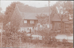 PRETZSCHENDORF Gem Klingenberg Einzelhaus Mit Familie Warnschild Langsam Fahren!  Original Private Fotokarte 27.8.1917 - Klingenberg (Sachsen)