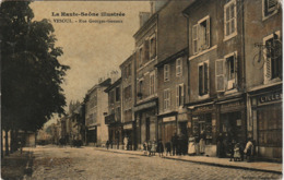 70  VESOUL   HAUTE  SAONE   BELLE  CPA COLORISEE  ET TOILEE  LA RUE GEORGES GENOUX - Sonstige & Ohne Zuordnung