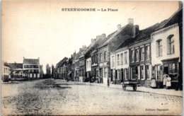 59 - STEENWOORDE -- La Place - Steenvoorde