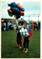 Chevilly Larue 21 Juin 1987 Fete Communale La Marchande De Ballons  CPM Ou CPSM - Chevilly Larue