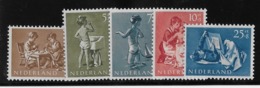 Pays Bas N°626/630 - Neuf ** Sans Charnière - TB - Unused Stamps