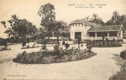 Pays Div- Ref U233- Guinée Francaise - Conakry -salle Des Fetes /- Etat : Petite Coupure Propre Haut Droit De La Carte - Guinée Française