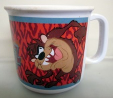 TAZ DIAVOLO DELLA TASMANIA WARNER BROS TAZZA PLASTIC VINTAGE GALBI - GALBANI - Tasas