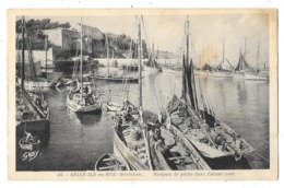 BELLE ILE EN MER (56) Barques De Peche Dans L'avant Port Gros Plan - Belle Ile En Mer