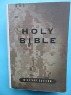 Holy Bible  Military Edition 1992 - Inglés