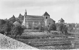 ** Lot De 3 Cartes ** 03 - CHANTELLE : L'Abbaye (2/2)  CPSM Village (1.065 H) Dentelée Noir Blanc Format CPA - Allier - Other & Unclassified