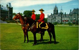 Canada Mounties On Horseback - Modern Cards