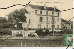 CPA. D38. SAINT ANDRÉ LE GAZ. Hotel Des Voyageurs. Hotel GROS - Saint-André-le-Gaz