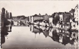 Delcampe - Indre : ARGENTON-sur-CREUSE : La Creuse Et Le Pont Neuf : ( C.p.s.m. Phot. Vérit. ) - Altri & Non Classificati