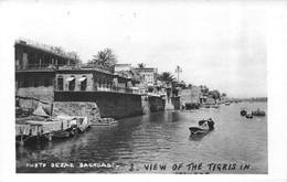 Carte Postale Photo De BAGDAD-BAGHDAD (Iraq-Irak)  View Of The Tigris In - Photo Bezaz - VOIR 2 SCANS - - Iraq