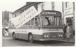 CHESHAM - Rover Bus Service Ayant Pour Terminus  Chesham Via Bovingdon Whelpley Hill   ( Photo 8,7 Cm X 14 Cm ) - Buckinghamshire
