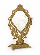 Dekoratív Aranyszínű Fém Keretes, állítható Asztali Tükör, M: 49,5 Cm - Other & Unclassified