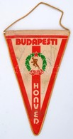 Cca 1981-1983 'Budapesti Honvéd Sportegyesület 1949' Zászló, Rajta Budai László (1928-1983), Grosics Gyula (1926-2014),  - Other & Unclassified