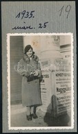 1935 Budapesti Városkép Nemzeti Egység Választási Naggyűlés Plakáttal A Háttérben 6x9 Cm - Otros & Sin Clasificación