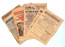 1960-1961 Vegyes űrhajózás Témájú újság Tétel, Napilapok, 15 Db. Változó állapotban, Közte Szakadozottak, Sérültek. - Ohne Zuordnung