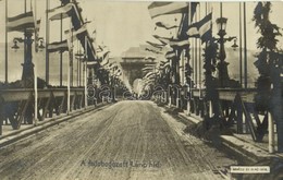 ** T1 Budapest, A Fellobogózott Lánchíd IV. Károly Király Koronázásnak Alkalmából. Révész és Bíró Felvétele 1916. - Unclassified