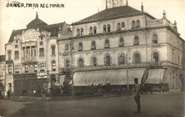 * T2 1930 Nagyvárad, Oradea; Piata Reg. Maria / Mária Királyné Tér, Palace Szálloda és Kávéház, Bank és Takarékpénztár,  - Unclassified