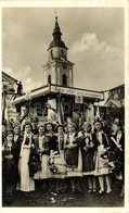 T2 1938 Beregszász, Berehove; Bevonulás, Honleányok, 'Isten áldd Meg A Magyart' Felirat / Entry Of The Hungarian Troops, - Otros & Sin Clasificación