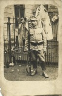 * T4 Osztrák-magyar Katona Puskával / WWI Austro-Hungarian K.u.K. Military, Soldier With Rifle. Photo (EM) - Non Classificati