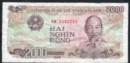 VIETNAM P107b 2000 DONG 1988 #OH   AVF NO P.h. - Viêt-Nam