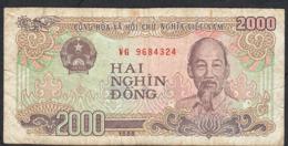 VIETNAM P107b 2000 DONG 1988 #WG   FINE NO P.h. - Viêt-Nam