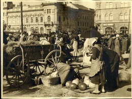 BUDAPEST Rakpart ? Piac, Régi Fotó 1930. Ca. 23*17 Cm  /  Wharf Market Vintage Photo - Andere & Zonder Classificatie