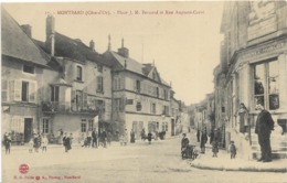 21 - MONTBARD (Côte-d'Or) - Place J. M. Bernard Et Rue Auguste-Carré. Animée, BE. - Montbard