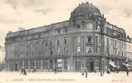 Thème. Poste.Facteur:   Lille 59.   Hôtel Des Postes  Et Télégraphes        (Voir Scan) - Correos & Carteros