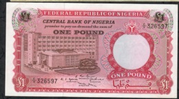 NIGERIA P8   1 NAIRA  1967 #C/9  Signature 2    AU - Nigeria