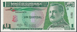 GUATEMALA  P73a 1 QUETZAL   3.1.1990    FIRST DATE  UNC. - Guatemala