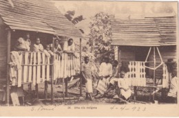 POSTCARD PORTUGAL - OLD COLONY - SÃO TOMÉ E  PRINCIPE - UMA VILA INDIGENA      , S. THOMÉ - Sao Tome Et Principe