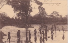 POSTCARD PORTUGAL - OLD COLONY - SÃO TOMÉ E  PRINCIPE - SERVIÇAES CONSTRUINDO UMA BARRAGEM     , S. THOMÉ - Sao Tome Et Principe