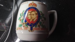 Mug King George Elisabeth Woods Ivory Potte'ry - Woods Ware