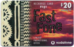 Fiji - Vodafone - FastFone, Clouds (No Barcode On Back), Cn.00400, GSM Refill 20$, Used - Fiji