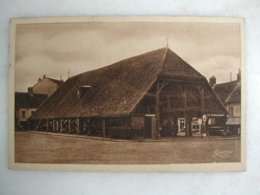 ARPAJON - Les Halles - Plazas De Mercados