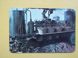 Delcampe - Kal 1- CALENDAR - PORTUGAL-1987 VILA NOVA DE OUREM - Petit Format : 1981-90