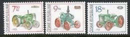 CZECH REPUBLIC 2005 Vintage Tractors MNH / **.  Michel 446-48 - Nuovi