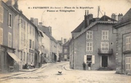 Faverney            70      Place De La République   Postes Et Télégraphes     (voir Scan) - Sonstige & Ohne Zuordnung