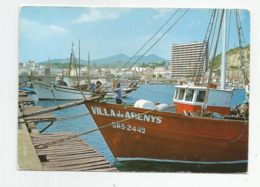Cpm Bateau De Peche Villa De Arenys Puerto Espagne Espana - Fishing Boats