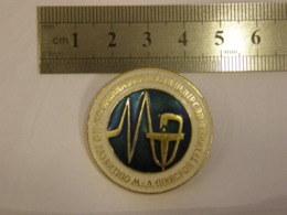 USSR THE COORDINATION CENTRE OF COMECON FOR DEVELOPMENT OF MEDICAL TECHNICS BADGE 5 - Geneeskunde
