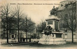 CPA PARIS 17e-Place Malesherbes-Monument De Alexandre Dumas (322510) - Statues
