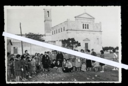 MOLFETTA - BARI - ANNI 50-60  GITA PRESSO LA BASILICA MADONNA DEI MARTIRI. ANIMATISSIMA!!! FOTOCARTOLINA UNICA!!! - Molfetta