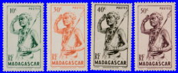 Madagascar 1946. ~  YT 300/03* - Danseur Du Sud - Nuevos