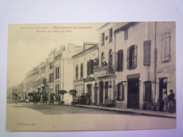 2019 - 3060  RABASTENS-de-BIGORRE  (Hautes-Pyrénées)  :  Avenue De L'Hôtel De Ville   1918   XXX - Rabastens De Bigorre