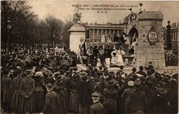 CPA PARIS Mi-Careme 1905 - Char De L'Entente Franco-Italienne (300343) - Carnaval