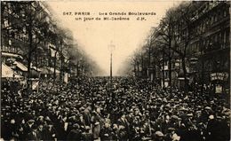CPA PARIS - Les Grands Boulevards Un Jour De Mi-Careme (300345) - Carnaval