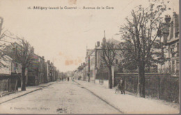 ATTIGNY -  AVENUE DE LA GARE - Attigny