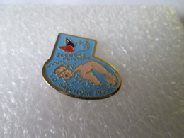 PIN'S  Jeux Olympiques  BARCELONE  NATATION  SECOURS  POPULAIRE - Jeux Olympiques