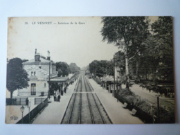 GP 2019 - 2131  LE VESINET  :  Intérieur De La Gare   XXX - Le Vésinet