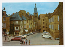 - CPSM SARLAT (24) - La Place Et La Rue De La Liberté - Editions RENE 641 - - Sarlat La Caneda